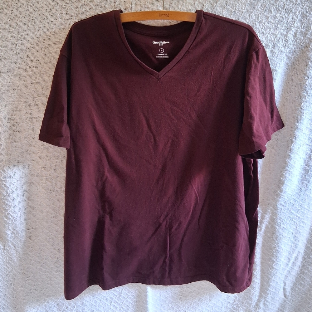 Goodfellow & Co Men XL LYNDALE Tee V-neck Maroon T-Shirt Short Sleeve